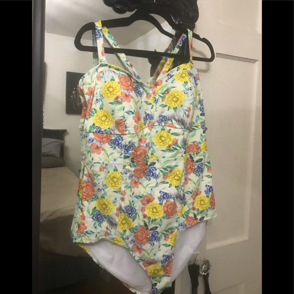 Beautiful Torrid Swim Suit!!!